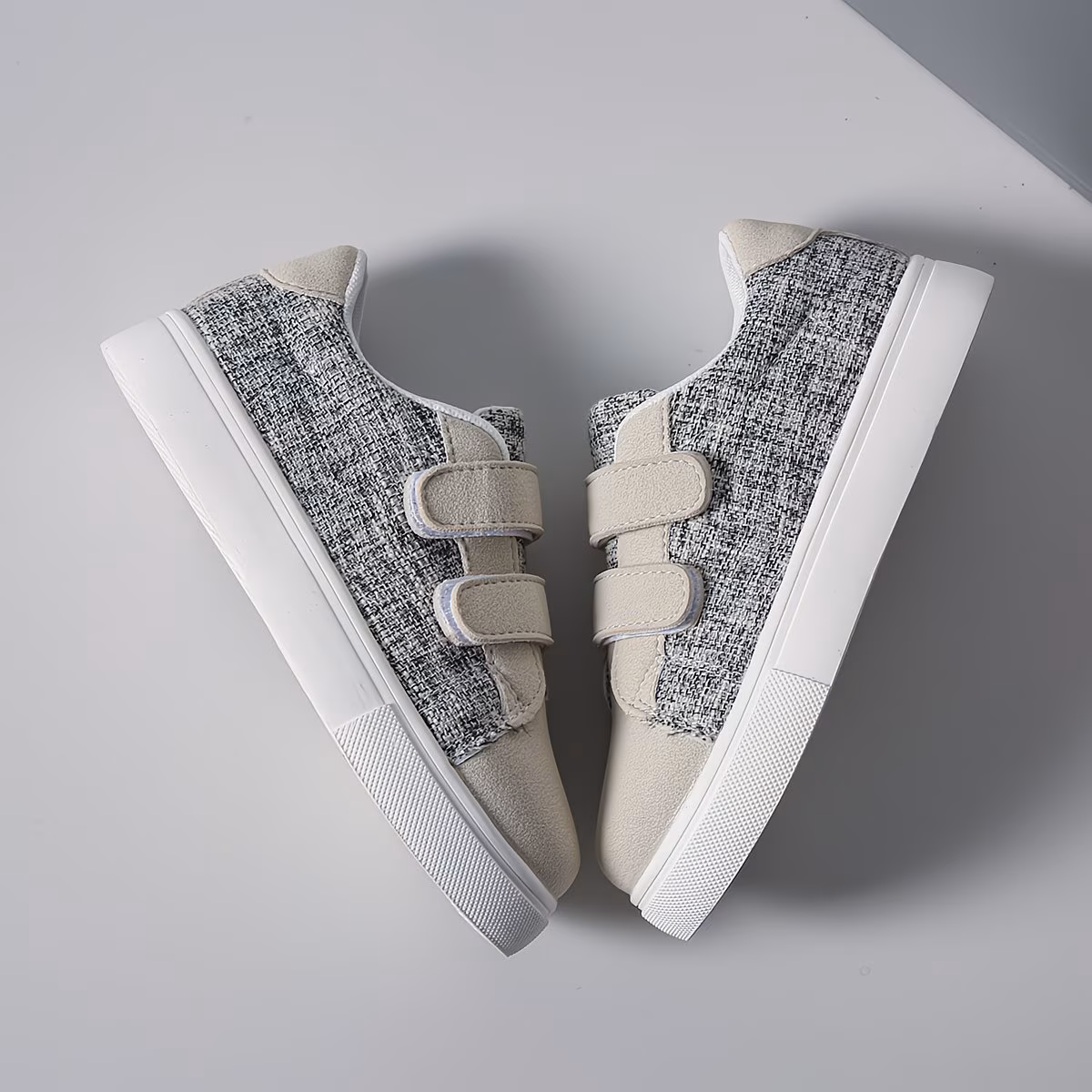  Canvas Shoes