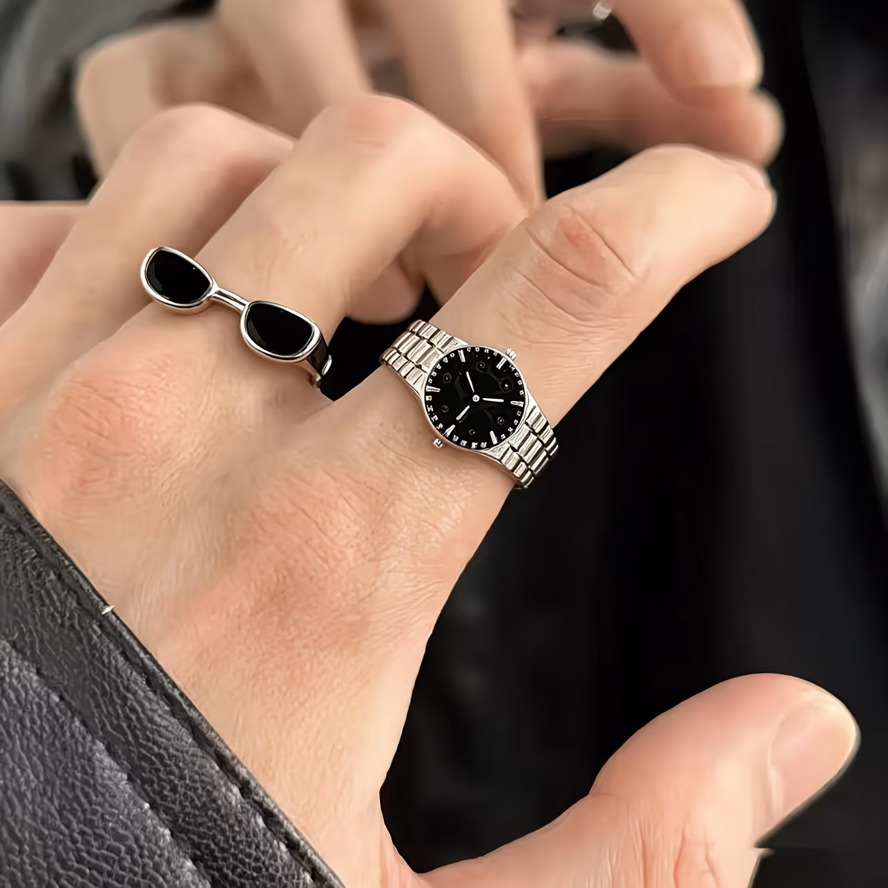  Rings