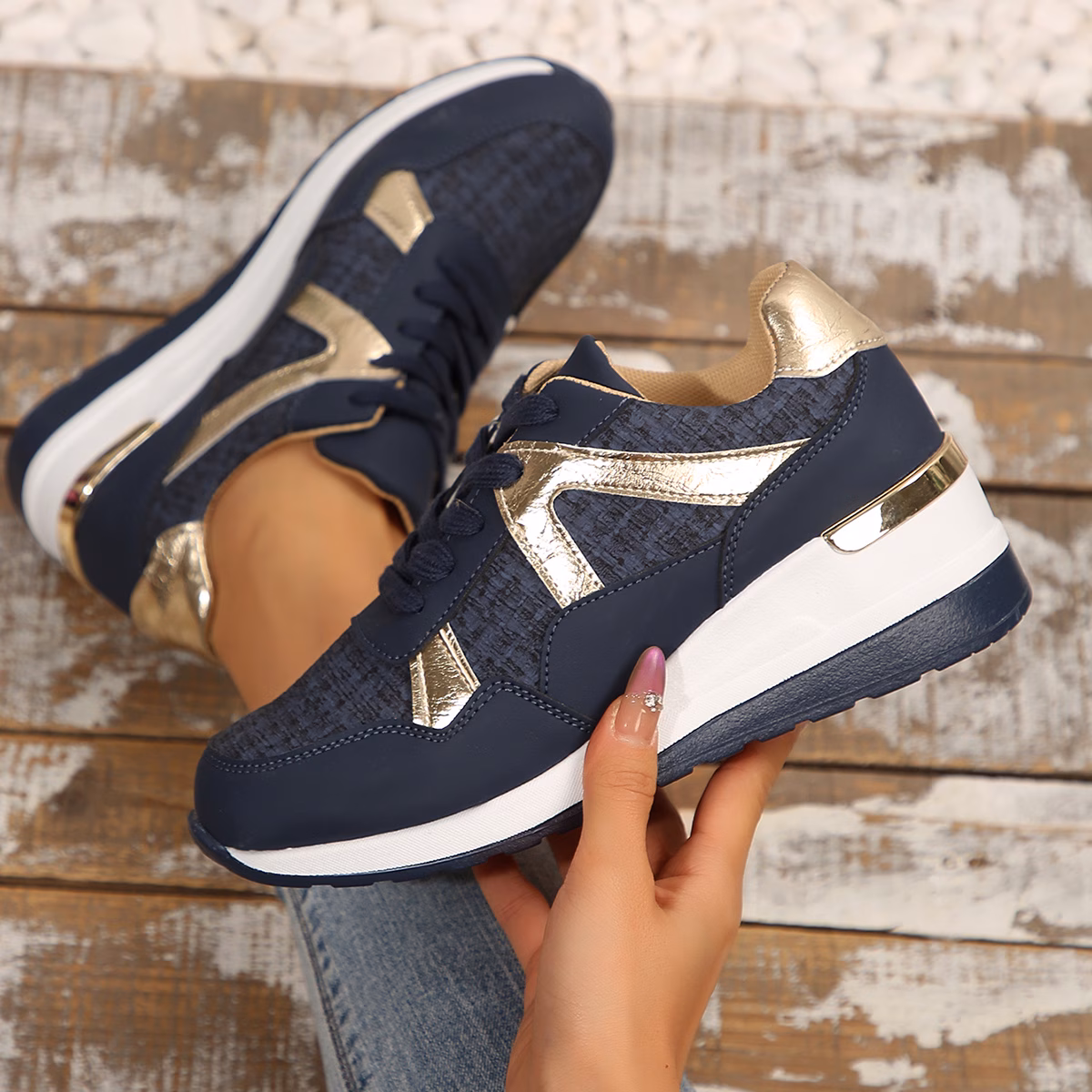 Sneaker