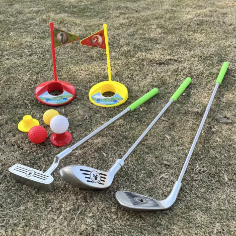 A Outdoor Golf Toy Set