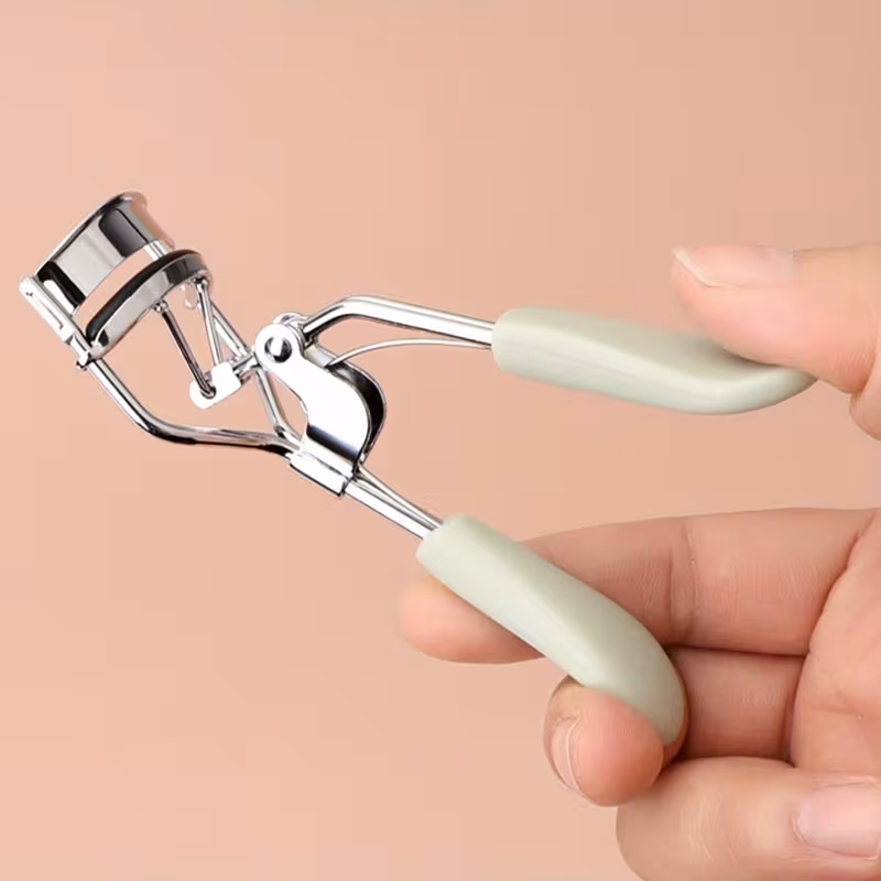 Eyelash Curler
