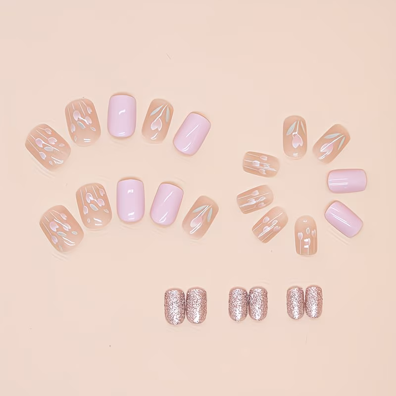  Nails